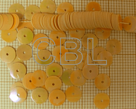 Paillettes sur fil PA 30/04