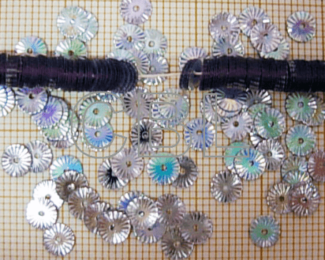 Paillettes "Soleil" sur fil PA 70/07