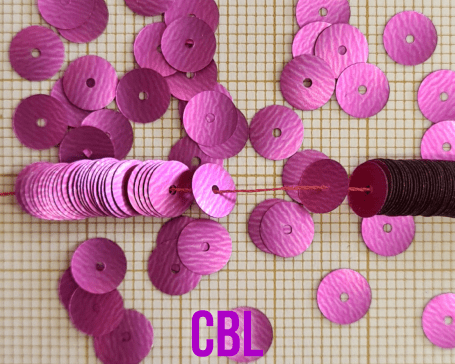 Paillettes sur fil PA 26/10